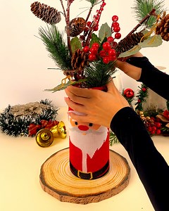 DIY Christmas themed flower vase💐✨