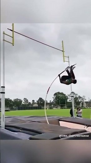 Pole vaulting such a fascinating sport 🤯