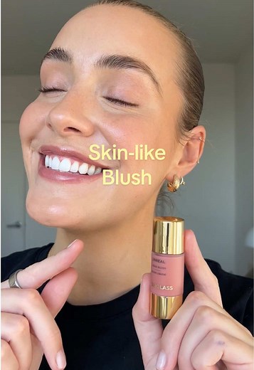 Unreal Liquid Blush by Hourglass: A Makeup Must-Try