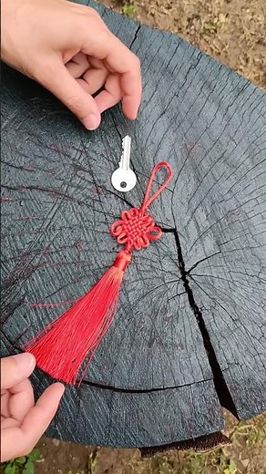 How to Tie a Keychain Knot | Easy Key & Keychain Knot Tutorial