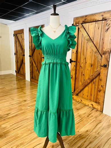 Women’s Kelly green ruffle sleeve dress