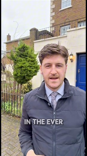 🚨🏡NEW LISTING🏡🚨 📍 96 Bridgewater Quay, Islandbridge, Dublin, D08 AW39 🛌 2 Bed 🛀 1 Bath 🔋BER D1 📏c. 65 sq m 🏢Ground floor own door apartment 👌🏻Bright and spacious 👕Fitted wardrobes 🪴 Private outdoor terrace 💴 Management fees: €1600 per annum 🚌 A host of transport links within easy access 🚗 Designated parking space ⭐ No onward chain 🏠 Mature and well maintained development 💵 Guide Price €395,000 📲 0860606879 📧 salesteam4@raycooke.ie 💻 Register your interest today to arrange a