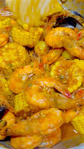 Buttered Garlic shrimps #seafood #kusinamics #cooking #ytshorts #seafoodlovers #seafoodrecipes