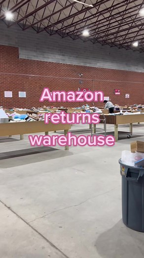We checked out an Amazon returns warehouse where everything was only $5!!! #amazon #amazonreturns #amazonreturnstore #amazonreturnspallet #amazonfinds #amazonreturn #amazonreturnswarehouse #amazonwarehouse @amazon @amazonfashion @amazonhome #fyp #foryou #foryoupage #fypシ #viral #trending #shop #shopping #shopwithme #shoppinghaul #shoppingfinds