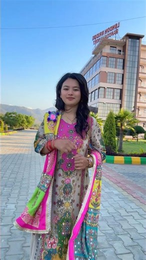 Janxau r maya tyo pari deshsaima #bardaghat #london #bridge #school #program #foryou #youtube