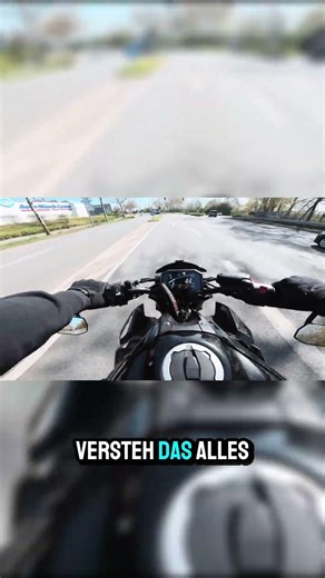 WIE KANN ER MICH ÜBERSEHEN #shortvideo #shortsfeed #shorts #bikelife