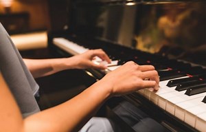 11 Fast Piano Pieces (Classical, Romantic, and More!) -