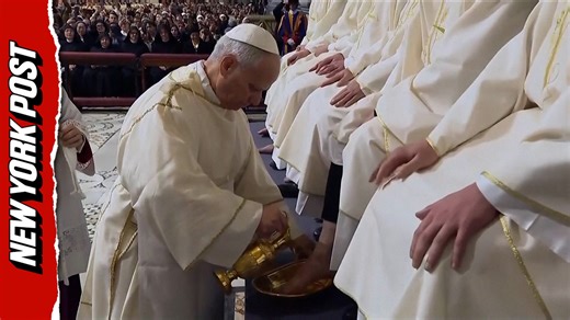 Pope Leo performs sacred Easter foot washing ritual