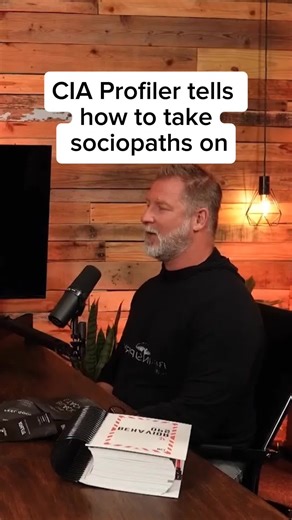 “Chase Hughes explains how to deal with a sociopath 🧠⚠️ You don’t fix them — you protect your boundaries. Sociopaths run hot on impulse and short-term reward, so stay calm, predictable, and limit access to your life. Don’t overshare. Don’t chase their approval. Control your reactions and you control what they can use against you.” #ChaseHughes #HumanBehavior #Psychology #Awareness #Mindset