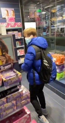 HE WAS SO SCARED LMAO #LoganPaul #Funny #DrinkPrime