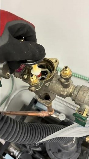 Watts LF009M3QT 3/4” parts change #foryou #plumbing #backflow #reliefvalve #backflowprevention