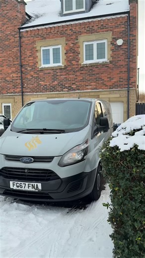 Amtico | Spacia | Full Plank Watch the full process of Declan’s install from start to finish ✨ #flooringexperts #flooring #shoplocal #interiordesign #leonardflooring | Leonard Flooring Carpets & Blinds Ltd