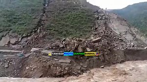 5K views · 45 reactions | just now big landslide Plz stay indoors avoid travelling on NH44 just now big landslide at Samroli Udhmpur and ramban to banihal is already closed for traffic movement | Tanveer photo Grapher Banihal | Facebook