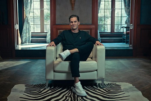 Stream It Or Skip It: ‘Bitconned’ on Netflix, an Entertaining Documentary Portrait of a Sleazy Crypto Crook