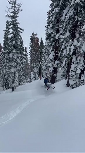 Ready to rip it out! We can't wait for the new season to unfold 🤘 Tag a Riding Buddy 🎥 GGB Pro Athlete @theduncan775 Get your GGB Exhaust at ggbexhaust.com or at your local dealer Power by Design www.ggbexhaust.com