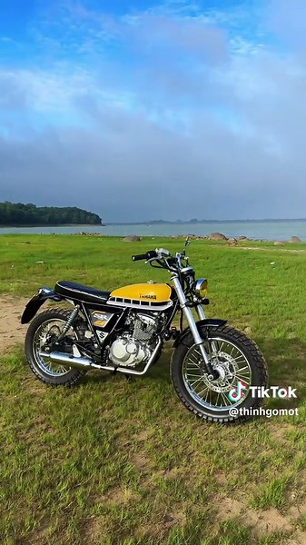 Custom Suzuki 50cc: Chill Ride Experience