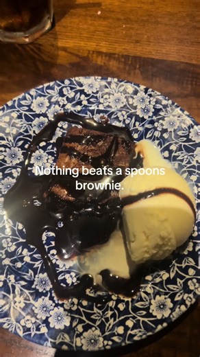Indulge in Spoons Brownies at Wetherspoons