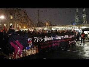 Austria: protesters in Vienna rally against fight-right ball