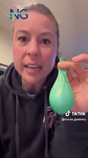 SCAPE: sympathetic, crashing, acute pulmonary edema 1️⃣ Give nitro to reduce after load (so the heart doesn’t have to work as hard) 2️⃣ Place the patient on CPAP to facilitate oxygenation #ERNurse #EmergencyNurse #CEN #CFRN #CTRN #ICUNurse #NursingSchool #NursingStudent #Nurse #ICUNurse #CCRN #FlightNurse #FlightMedic #FPC #paramedic #criticalcare #HEMS #PEEP