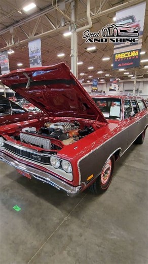 1969 Dodge Coronet 500 Wagon Restomod at Mecum Auctions #classiccarshow #carspotting #classiccarsworld #cars #automotive #carsdaily #mopar #dodge #longroofsociety #wagons #classiccarsworldwide #michigancarsocialmediaguild #oldcarlovers #oldcarspotting #oldcarvideo #carlife #carshow #carswithoutlimits #restomod #hemi #carauction | Speed and Shine