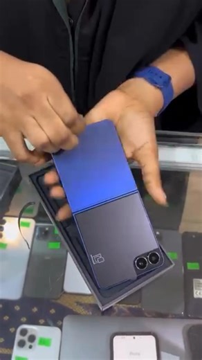 Unboxing Samsung galaxy Flip 7 @Aasif_333