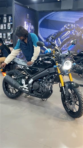 2026 Yamaha XSR 155 metallic black Exhaust Sound ￼￼#shorts #short #shortsfeed