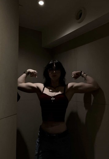 Post-Wine Gym Routine: Back and Biceps Workout