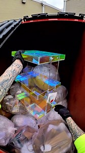 I found a $160 cooler bag and a crazy cool make up display cart dumpster diving !! #dumpsterdiving #makeup #designer #free #reels | Dumpster Dive King