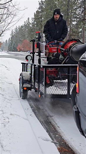 4.4M views · 36K reactions | Leaf Blower Snow Blower ❄️  #toropartner | Fill's Lawn Care | Facebook