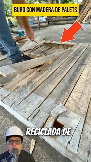 They made a spectacular desk out of old pallets 😱✨ #diy #shorts #modernfurniture
