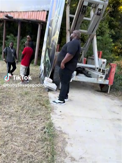 meet and greet master p and babysavagegodofgrind text 3185409376 nowThe team enters this year with 13 new players, a full branding reset, and a leadership overhaul. With UNO now under the LSU system and Master P driving both strategy and culture, the program's not just rebuilding — it's being reimagined. What he's building: Miller's approach is part coach, part mentor, part movement: Second-chance students: He says his priority is players who've been overlooked or need a reset. Mind over muscle: