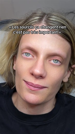 Est-ce qu’on peut encore dire une chose pareille en 2026 ? 🫠 Les sourcils, c’est pas “juste” des sourcils. C’est ce qui structure un regard, qui peut adoucir ou affirmer des traits, qui peut vous faire gagner 10 ans ou vous en rajouter 10 aussi… 🙊 Mais on est d’accord que sur elle ça change absolument tout ? ✅ Prends rendez-vous directement sur le site (lien en bio) ❤️‍🔥 ➡️ Envie d'aller plus loin et de te former avec moi ? Retrouve toutes les infos sur mes formations et perfectionnements dir