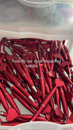 BOOKISH BUNDLES 📗🩷 STATIONERY GIFT BOXES on Instagram: "EVERYTHING IS PINK & RED ❤️💖 Packing our most requested bundle: Valentine’s Edition. Aesthetic $45 bookish stationery kit for book lovers with red and pink annotation supplies for you. 💌🎀 #valentines2026 #pinkandred #bookishstationery #readingaccessories #mysterybundle"