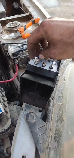 How to Safely Remove Car Battery Cover