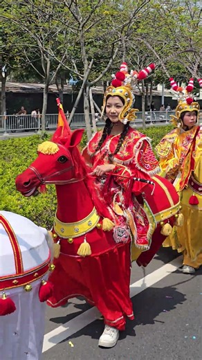 The Happy Pony and the Cloth Horse Dancer