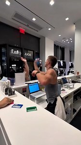 117K views · 307 reactions | Fair warning: the instructor who greets you at the front might not be the same one you meet in the studio. | SoulCycle | Facebook