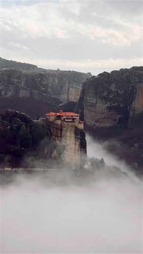 Global International Travel on Instagram: "Global Travel Diaries // Winter in Greece // Meteora One of Greece’s most extraordinary landscapes, where colossal stone pillars rise abruptly from the Thessalian plain, crowned by centuries-old monasteries. The name Meteora means “suspended in the air”, a fitting description for these monasteries built from the 14th century onwards by Orthodox monks seeking isolation, spiritual devotion, and protection from invasion. At its peak, 24 monasteries stood a