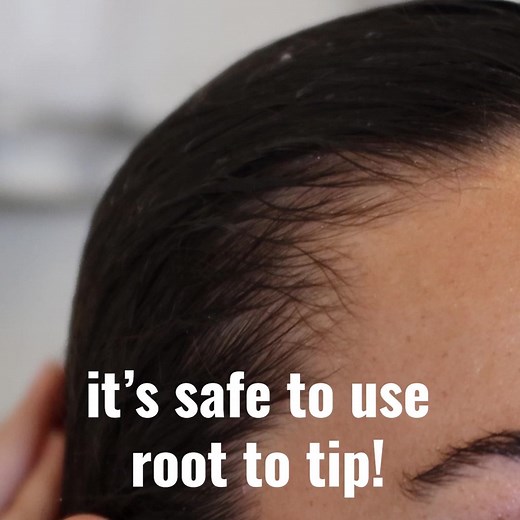 We get asked this question all the time! So here is a little video on how to use our Humby Organics Conditioner bars 😍🥰⠀⠀⠀⠀⠀⠀⠀⠀⠀ ⠀⠀⠀⠀⠀⠀⠀⠀⠀ They work a little differently to shampoo bars, as they create less lather.⠀⠀⠀⠀⠀⠀⠀⠀⠀ ⠀⠀⠀⠀⠀⠀⠀⠀⠀ All you need to do is:⠀⠀⠀⠀⠀⠀⠀⠀⠀ 🌿 Wet your hair⠀⠀⠀⠀⠀⠀⠀⠀⠀ 🌿 Lather the bar in your hands till it creates a thin paste⠀⠀⠀⠀⠀⠀⠀⠀⠀ 🌿 Apply directly to your hair in a root to tip motion⠀⠀⠀⠀⠀⠀⠀⠀⠀ 🌿 The longer you leave the conditioner in, the deeper condition you get