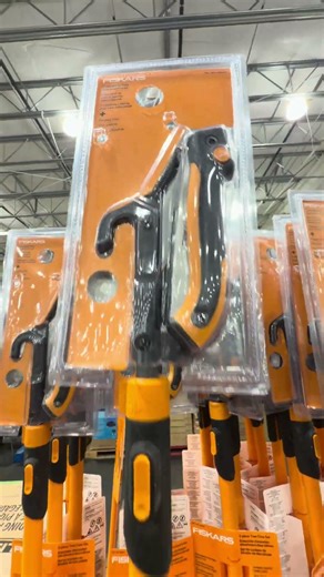 Best Costco finds #CostcoFinds #TreeTrimmer #OutdoorTools #LandscapingLife