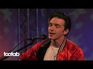 Drake Bell Performs 'Honest' Live In Studio TooFab