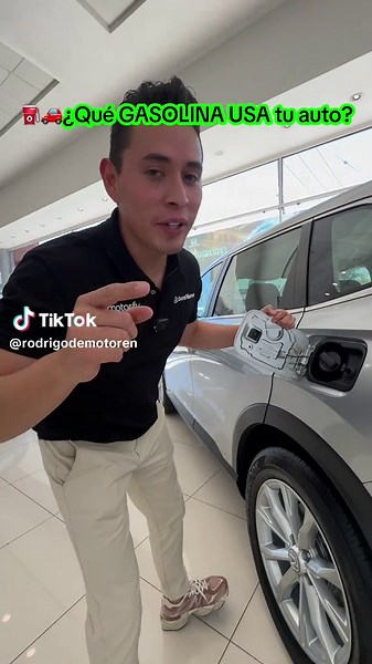 ¿Sabes qué gasolina debes poner a tu auto? Aquí te lo cuento para que gastes bien tu dinero. Si tu manual o tapa dice 87 AKI - 91 RON es gasolina verde, si dijera 92 AKI - 95 RON es roja. ¿Lo sabías? 🚗⛽️ #gasolina #autos #coches #gasoline @SemiNuevos.com
