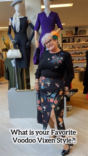 🕸️🍂What is Your Favorite Voodoo Vixen Style? Let us Know in the Comments! Shop at www.Succubus.nl and in our 500m2 store in Assendelft, open Monday-Saturday from 10:00 to 17:00 :) Voodoo Vixen Floral Moth Web 50's Midi Skirt Black Voodoo Vixen Floral Moth Web 40's Jumper Black Voodoo Vixen Flocked Bow Dot 50's Swing Dress Grey Voodoo Vixen Textured Knit 60's Flare Dress Dark Green Voodoo Vixen Western Plaid Flower Waistcoat Multi #succubusnl #succubusinstyle #voodoovixen #voodoovixenautumn #vi