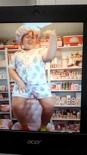 mia (@mia.sesento1)’s videos with Coco Chanel Meme - GreenScreamMemes