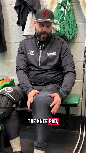 HOW TO wear goalie knee pads #goaliegearsnob #howto #warriorgoalie | Football Knee Pads Tutorial
