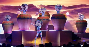 'The Masked Singer' Live Updates: Queen Cobra and Space Bunny Unmasked