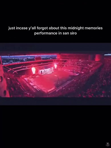 One Direction Midnight Memories Live Concert Performance at San Siro