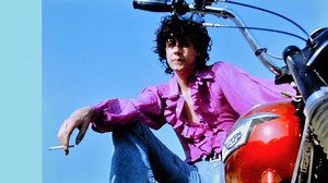 #The_History_of_Woostock Arlo Guthrie - Coming Into Los Angeles _ Woodstock Performance '69 A.A.C. Audio / High Definition / Full Screen / Video 60Fps / Created by me Coming Into Los Angeles is a song by Arlo Guthrie, which he sang on Friday, August 15, 1969 at the Woodstock Festival. One of Arlo Guthrie's most memorable works. The novelty and the anti-authoritarian attitude were the key components of what became the anthem of the 1960s counterculture. Arlo Guthrie (born July 10, 1947) is an Ame