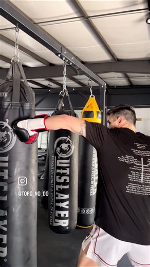 are your hooks wrong? #mma #martialarts #kingboxer