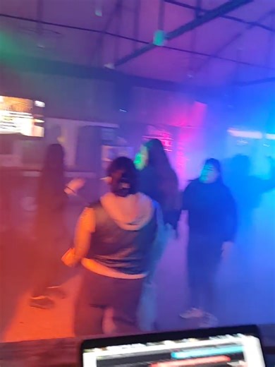 POV: Ты в центре танцпола 🕺✨