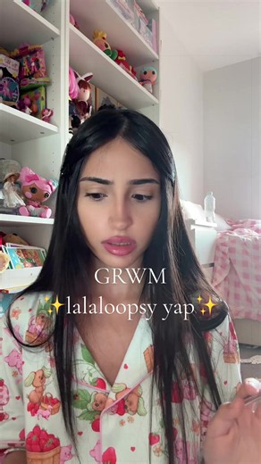 what do you guys think? does anyone remember how tiny the community was🥹 #lalaloopsy #lalaloopsycommunity #grwm #lalaloopsydolls #childhood girlhood